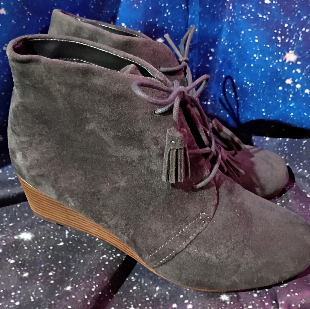 Dr. Scholl's Suede Ankle Boot Wedges